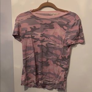 Pink camo tee